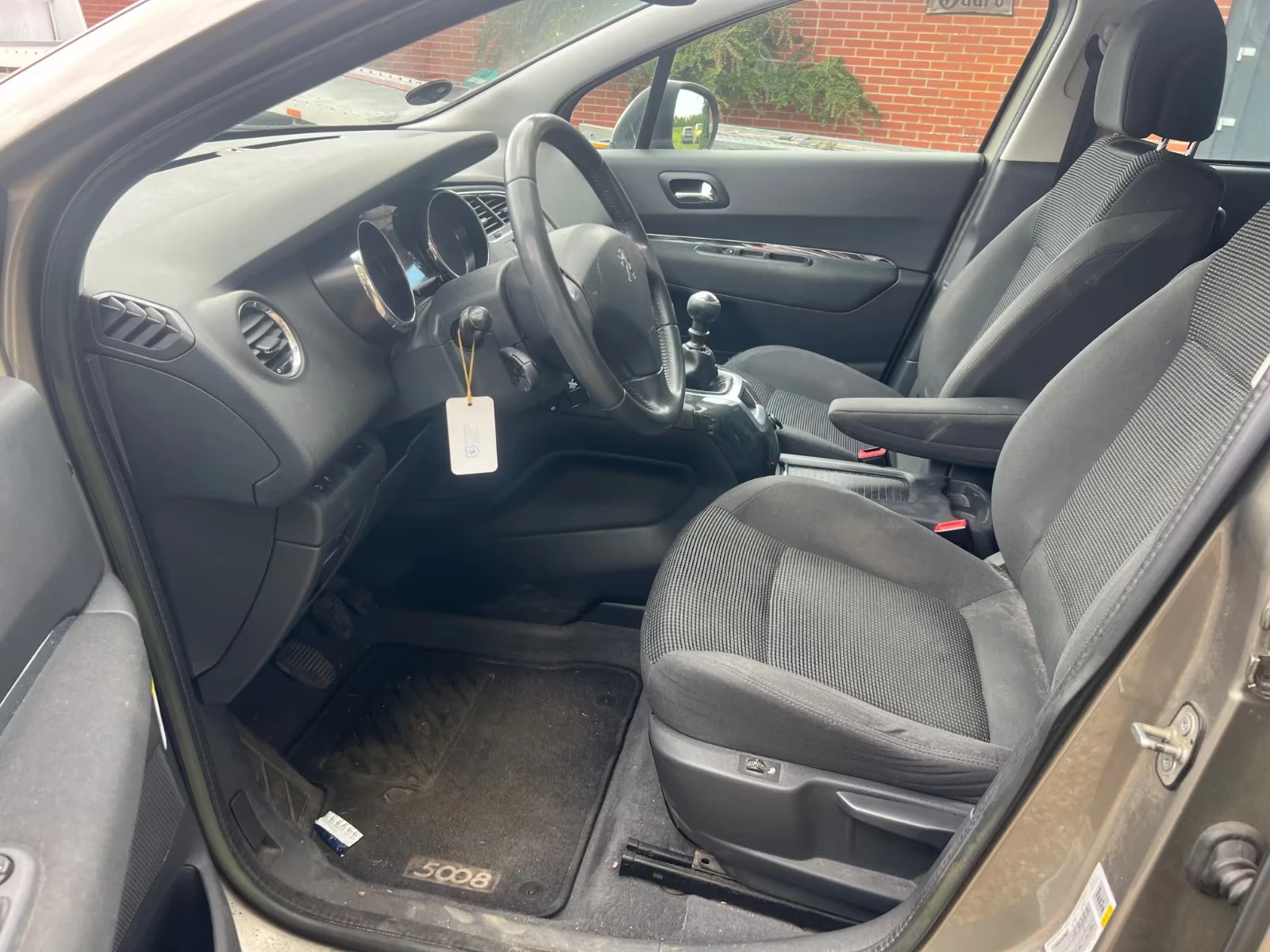 Peugeot 5008 HDI, снимка 5 - Автомобили и джипове - 54967696