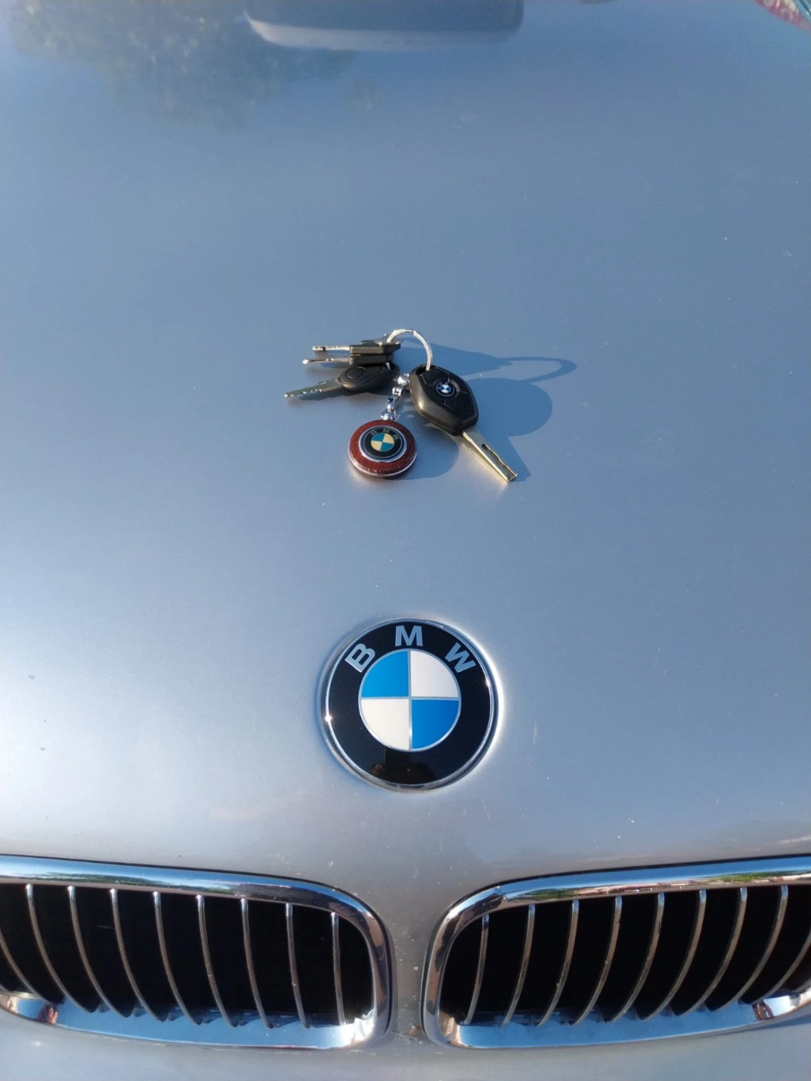 BMW 330 IX, снимка 15 - Автомобили и джипове - 55084655