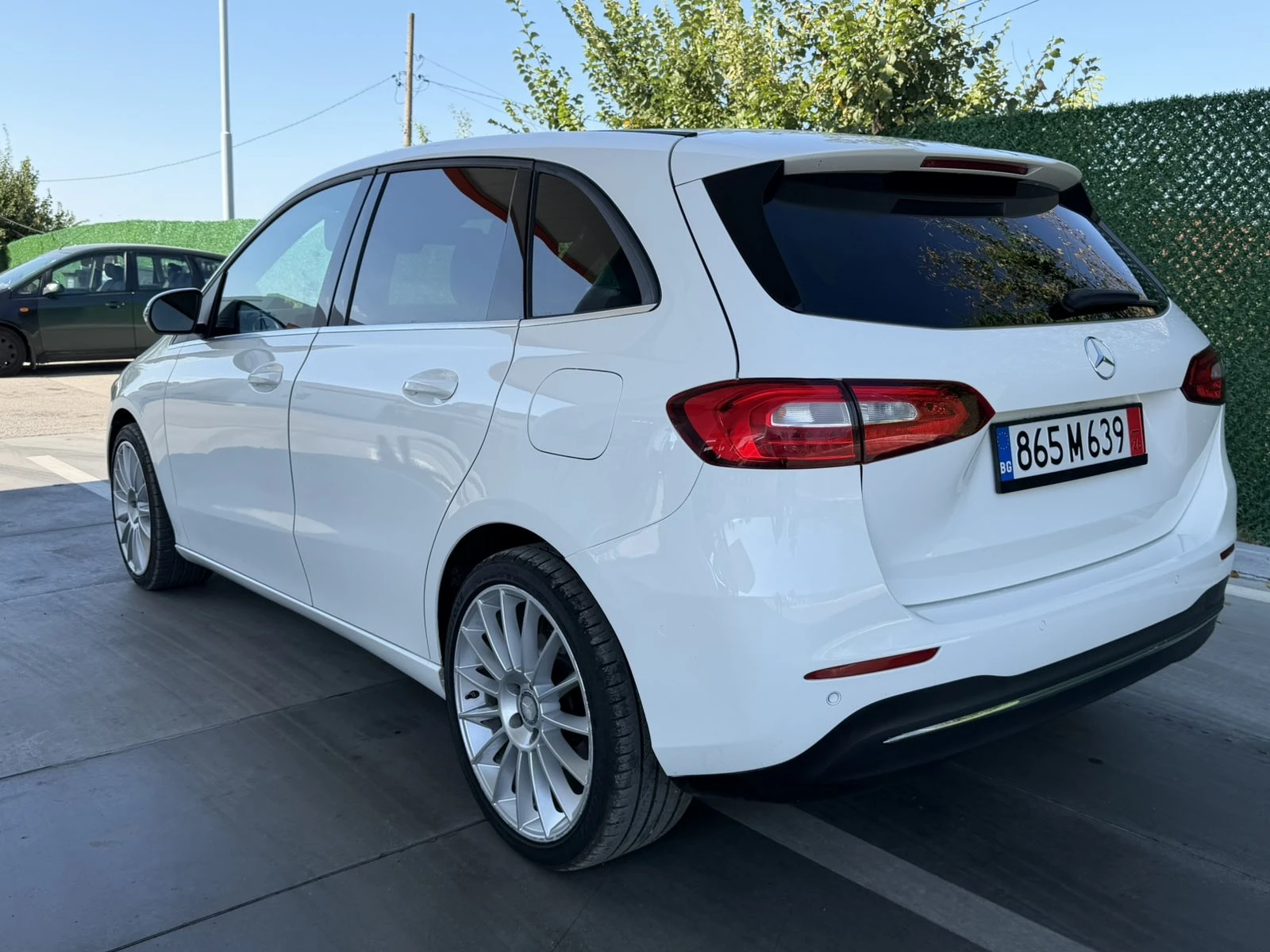 Mercedes-Benz B 200, снимка 4 - Автомобили и джипове - 55648977