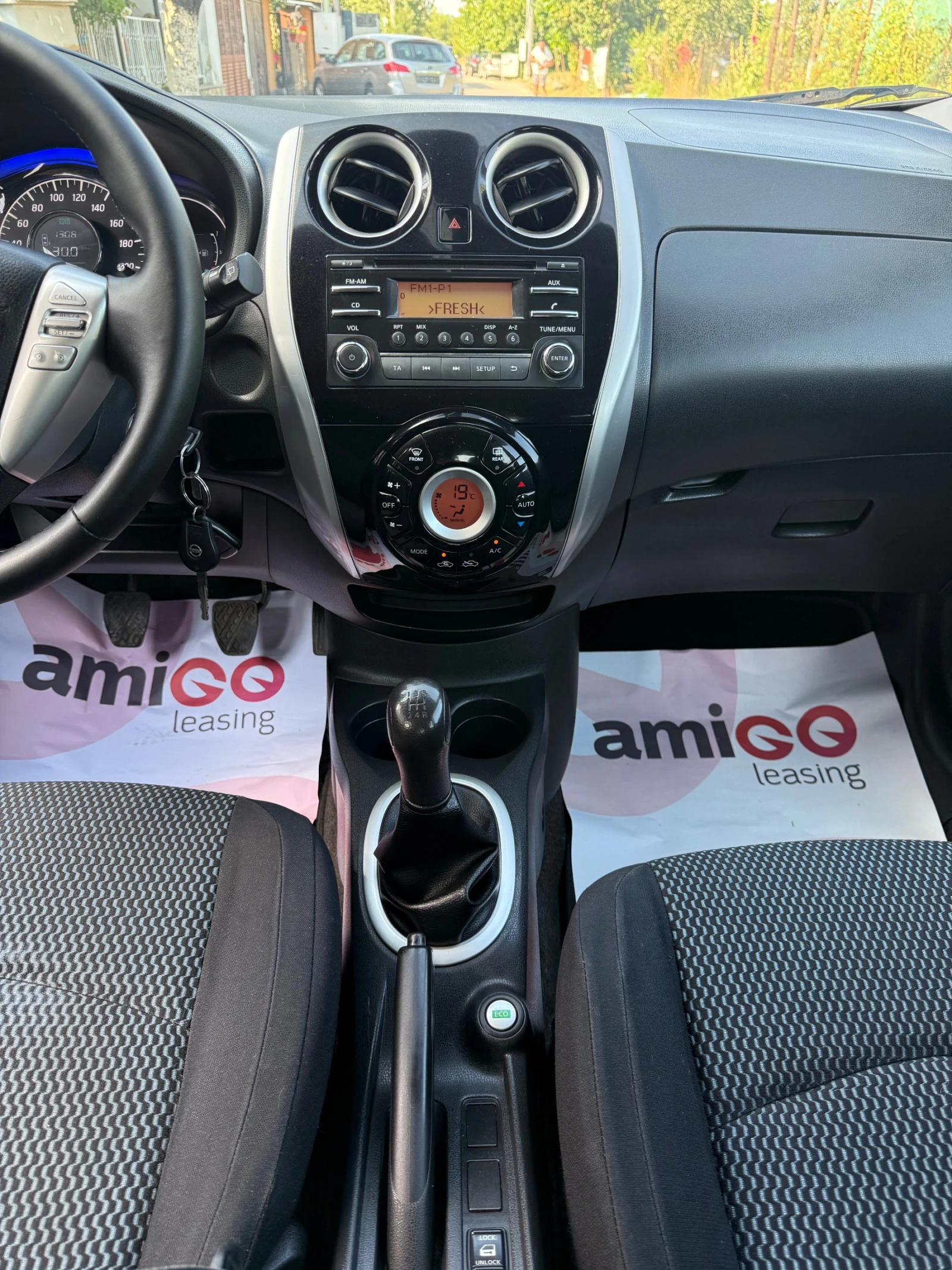 Nissan Note, снимка 17 - Автомобили и джипове - 55752977