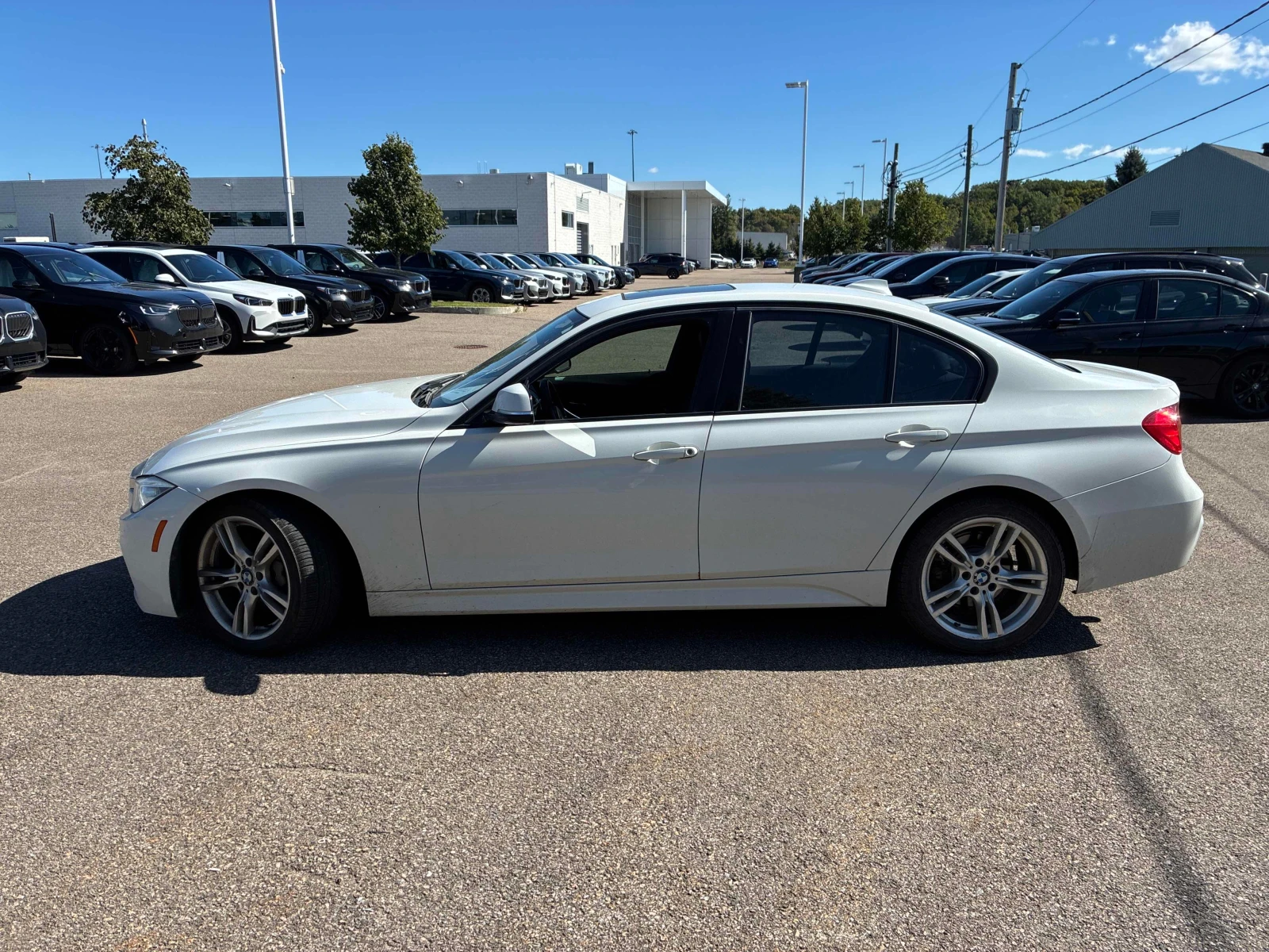 BMW 335 / ОТ ПРЕДСТАВИТЕЛСТВО НА БМВ / АВТОКРЕДИТ, снимка 2 - Автомобили и джипове - 56134315