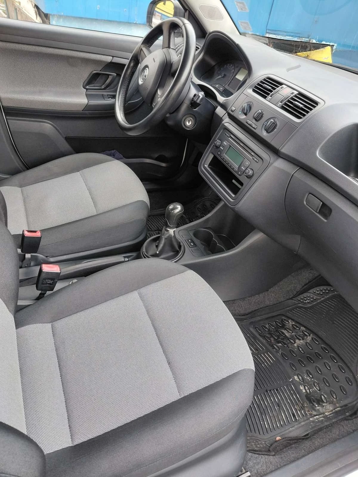 Skoda Fabia, снимка 6 - Автомобили и джипове - 56155298