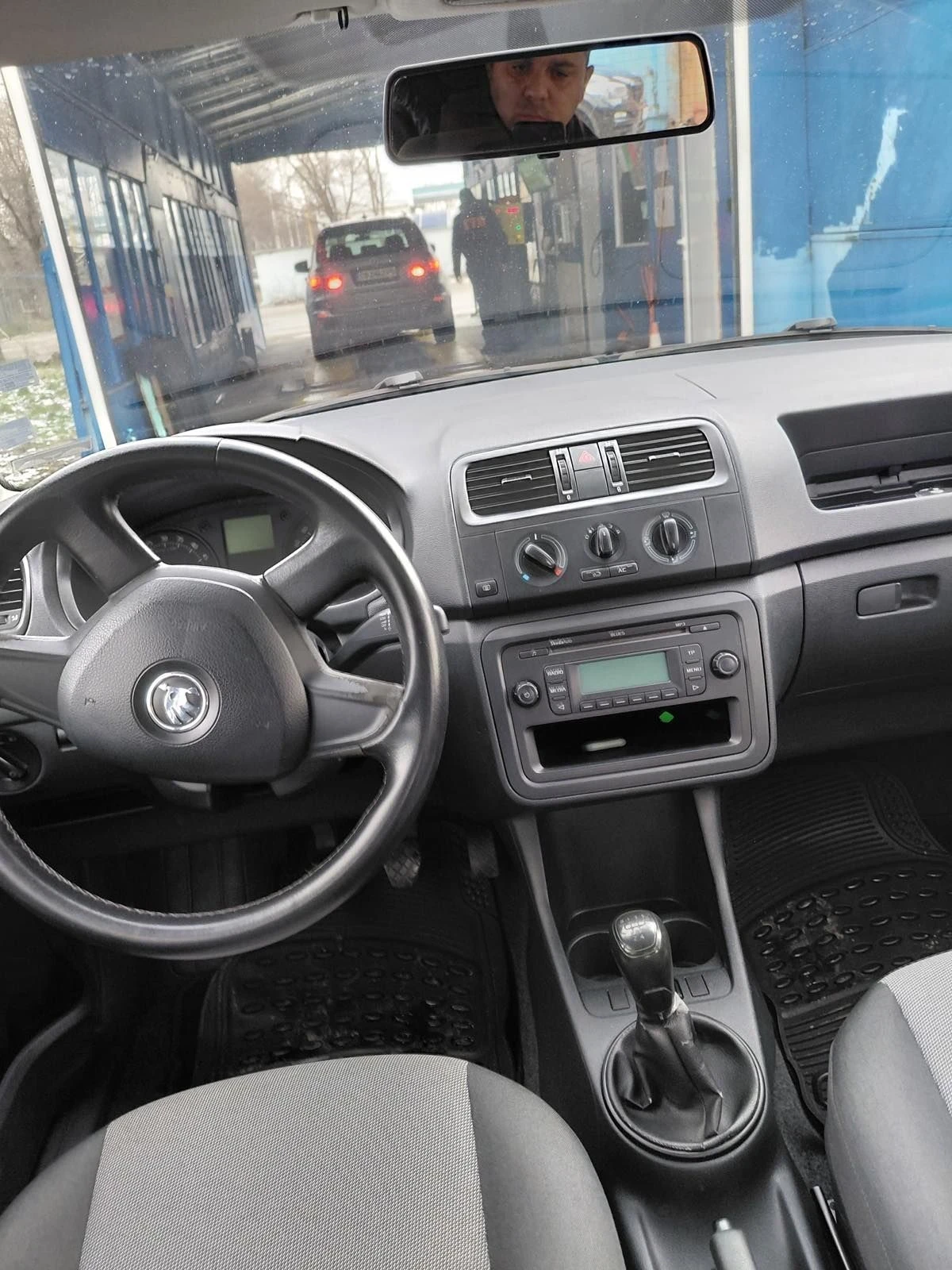 Skoda Fabia, снимка 5 - Автомобили и джипове - 56155298