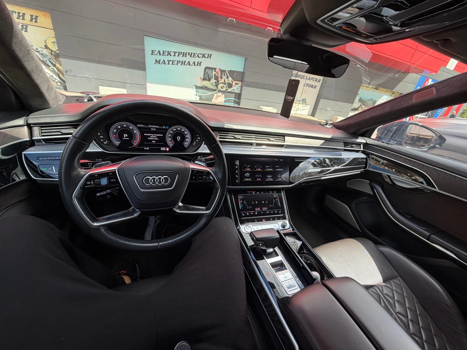 Audi A8 55 TFSI, снимка 12 - Автомобили и джипове - 56195678