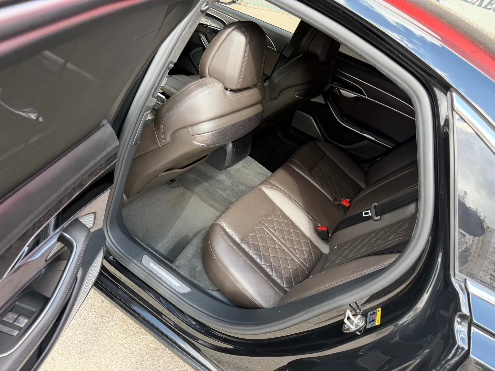 Audi A8 55 TFSI, снимка 10 - Автомобили и джипове - 56195678