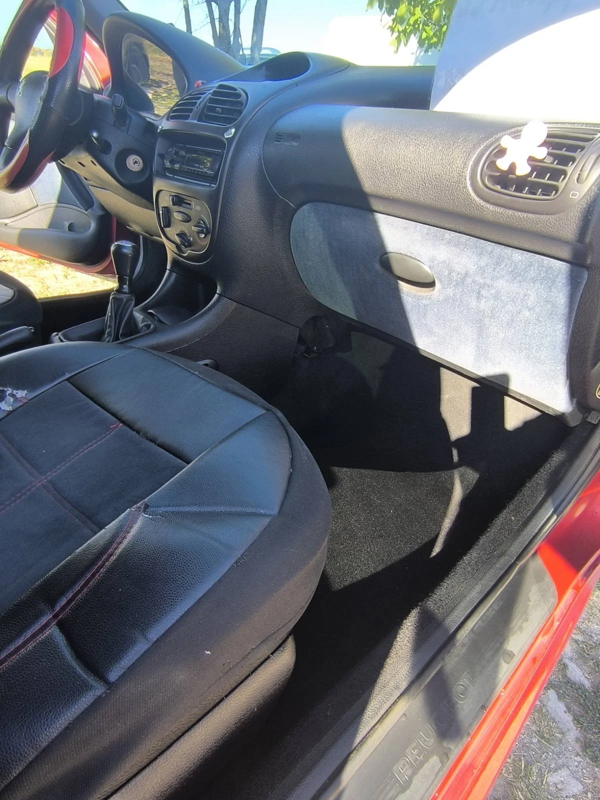 Peugeot 206, снимка 4 - Автомобили и джипове - 56343800