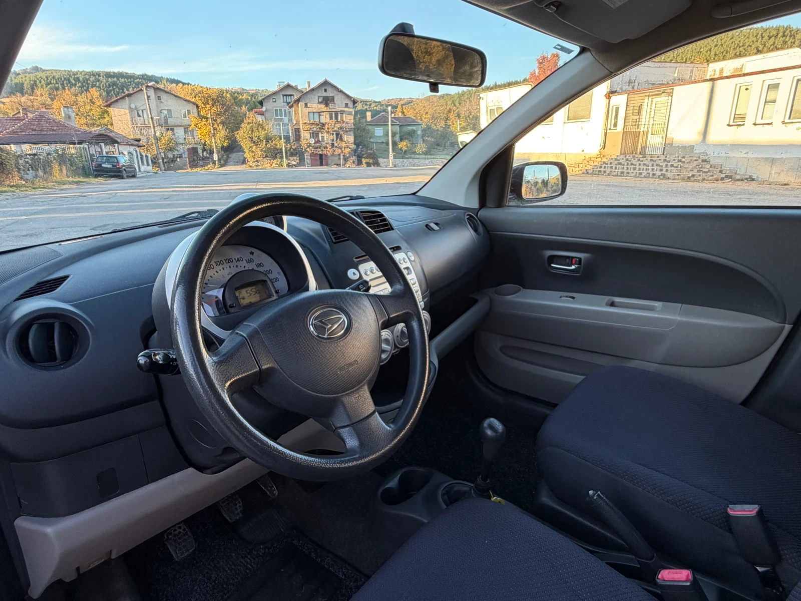 Daihatsu Sirion 1.3, снимка 8 - Автомобили и джипове - 56646566