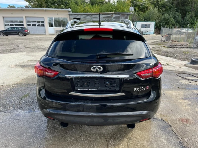 Infiniti Fx 30 3.0D НА ЧАСТИ , снимка 4 - Автомобили и джипове - 38188635