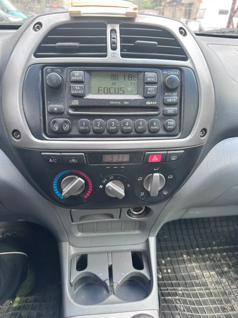 Toyota Rav4, снимка 7 - Автомобили и джипове - 50097766