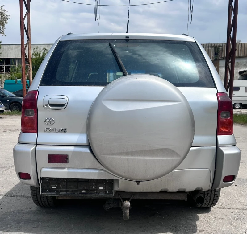 Toyota Rav4, снимка 4 - Автомобили и джипове - 50097766