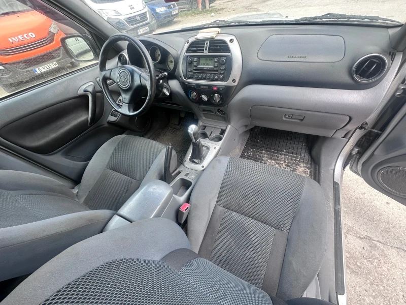 Toyota Rav4, снимка 10 - Автомобили и джипове - 50097766