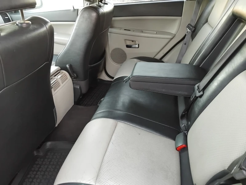Jeep Grand cherokee 3, 0 crdi, снимка 7 - Автомобили и джипове - 53089548