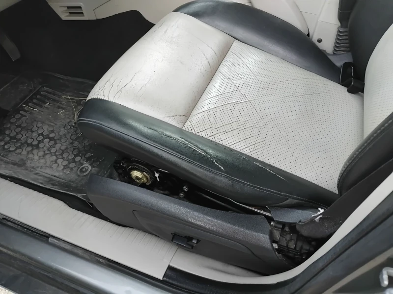 Jeep Grand cherokee 3, 0 crdi, снимка 6 - Автомобили и джипове - 53089548