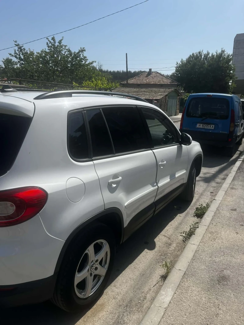VW Tiguan, снимка 4 - Автомобили и джипове - 53368162