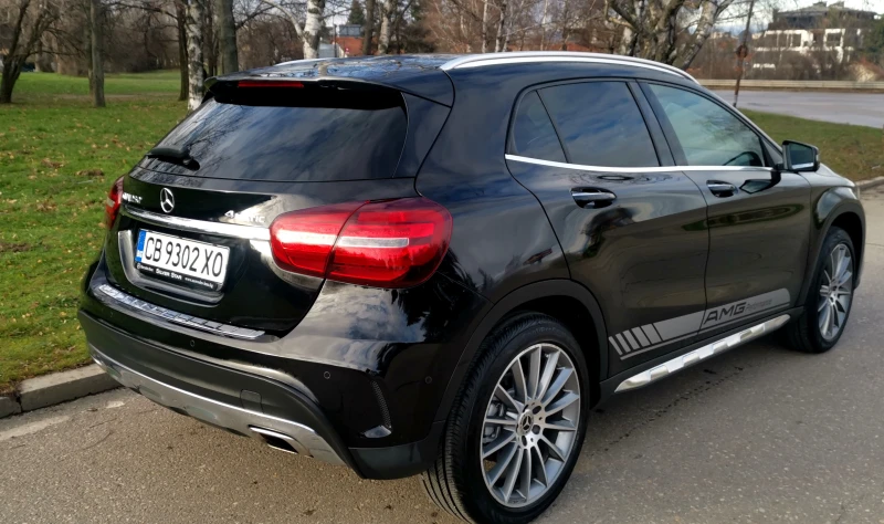 Mercedes-Benz GLA 250 4MATIC AMG Line, снимка 6 - Автомобили и джипове - 53504039