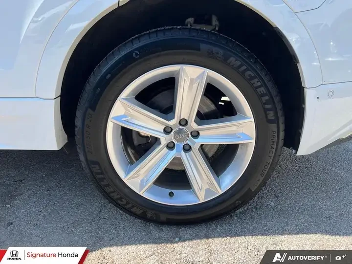 Audi Q8 !!! РЕАЛНА ЦЕНА !!! Progressiv * CARFAX , снимка 7 - Автомобили и джипове - 55094926