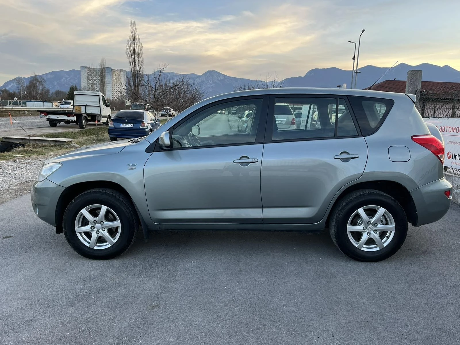 Toyota Rav4 2.2 D4D 136к 6 СКОРОСТИ 4Х4 КЛИМАТРОНИК - изображение 6