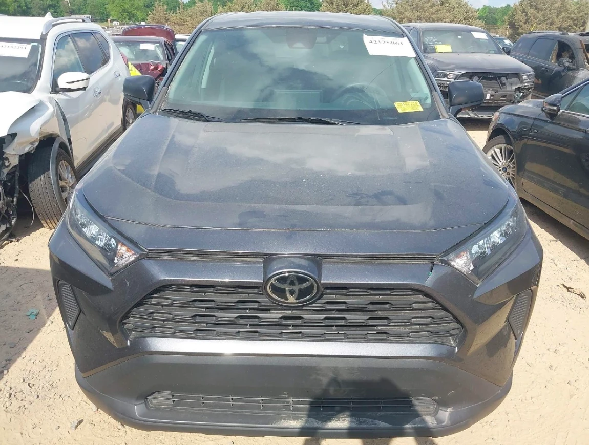 Toyota Rav4 LE/2.5 - изображение 2
