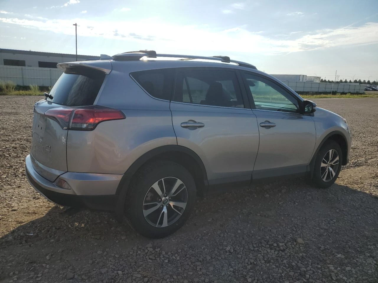 Toyota Rav4 XLE/4X4/   | Mobile.bg   4