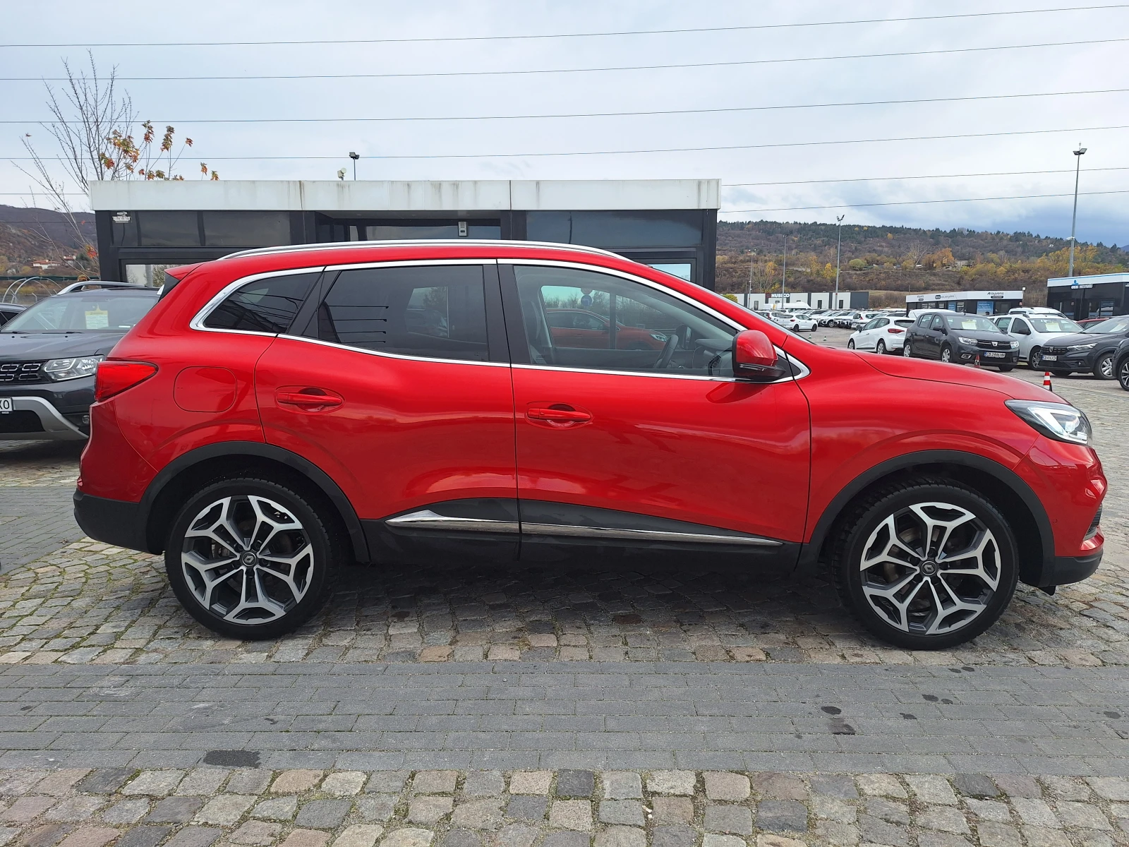 Renault Kadjar 1.3TCe 160к.с. EDC TECHNO - изображение 7