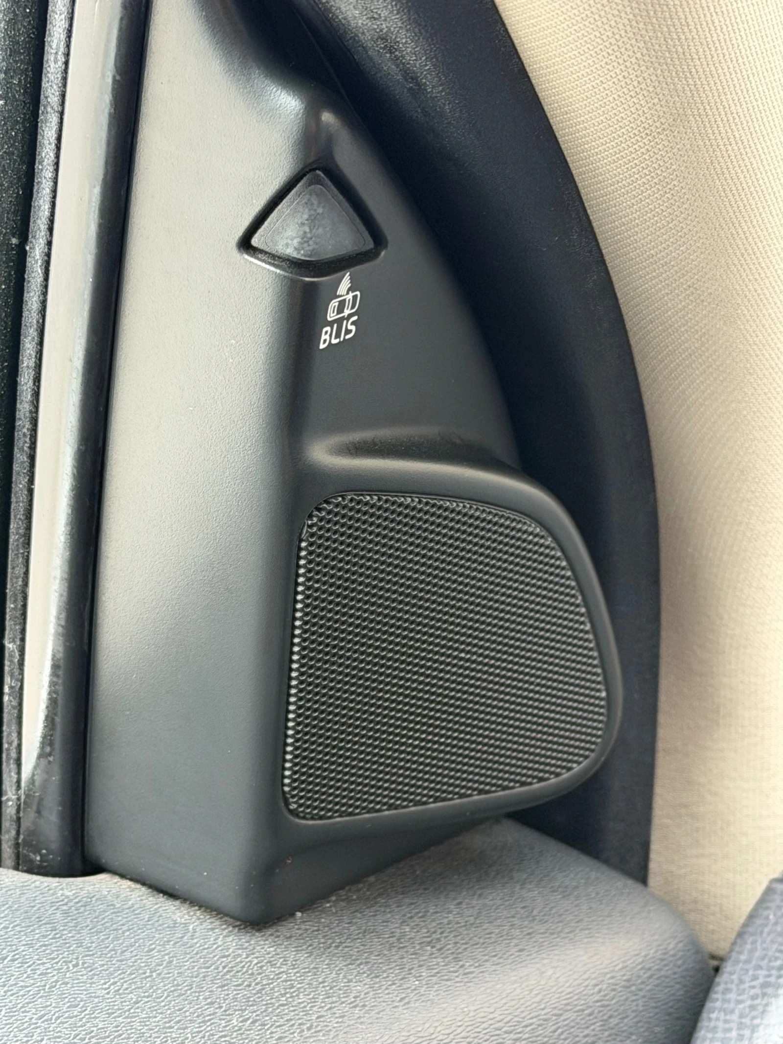 Volvo XC60 R-DESING | Mobile.bg � ����������� 13