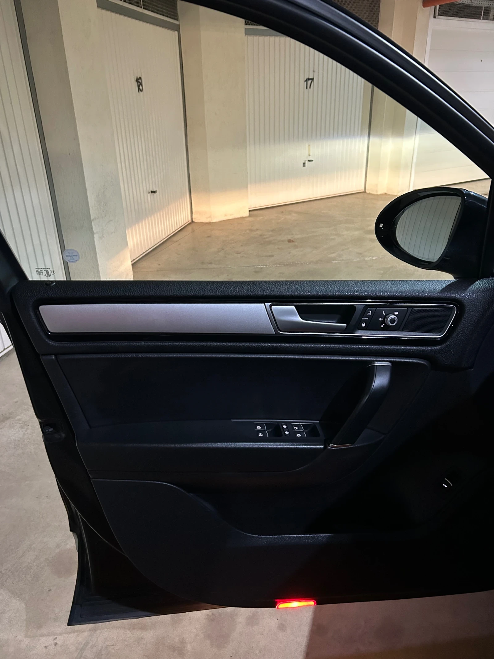 VW Touareg | Mobile.bg � ����������� 12