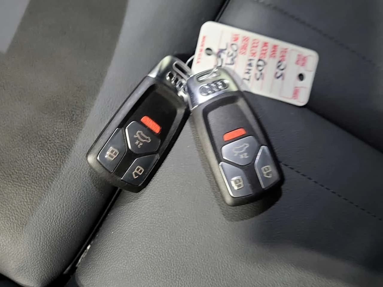 Audi Q5 * PROGRESSIV * CARFAX * S LINE * 2 КЛЮЧА * ПАНО, снимка 8 - Автомобили и джипове - 53941088