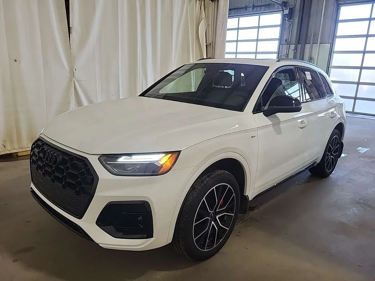 Audi Q5 * PROGRESSIV * CARFAX * S LINE * 2 КЛЮЧА * ПАНО | Auto.bg — изображение 1