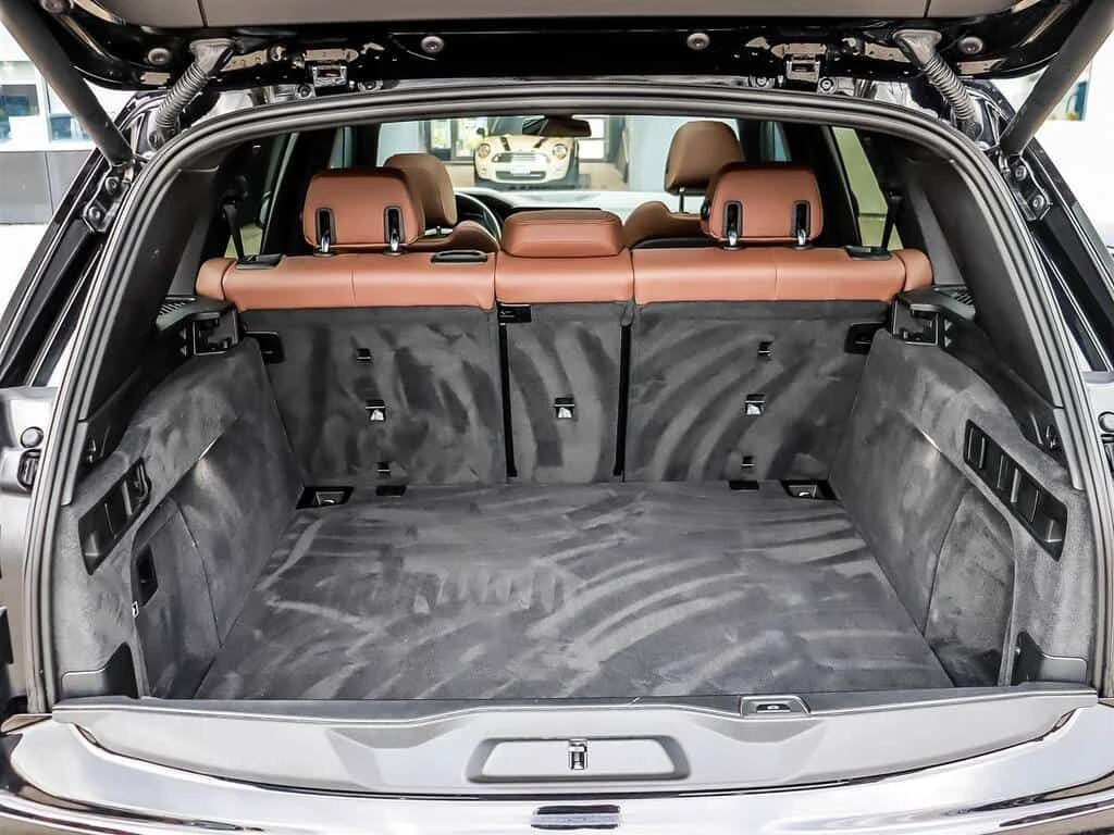 BMW X5 xDrive40i/CARFAX/HEAD UP/ HEATED SEATS/ LANE/ PANO, снимка 17 - Автомобили и джипове - 54202710