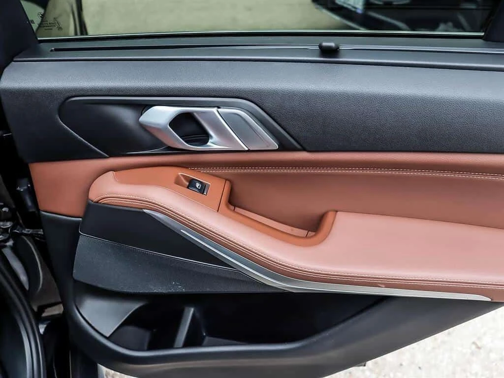 BMW X5 xDrive40i/CARFAX/HEAD UP/ HEATED SEATS/ LANE/ PANO, снимка 15 - Автомобили и джипове - 54202710