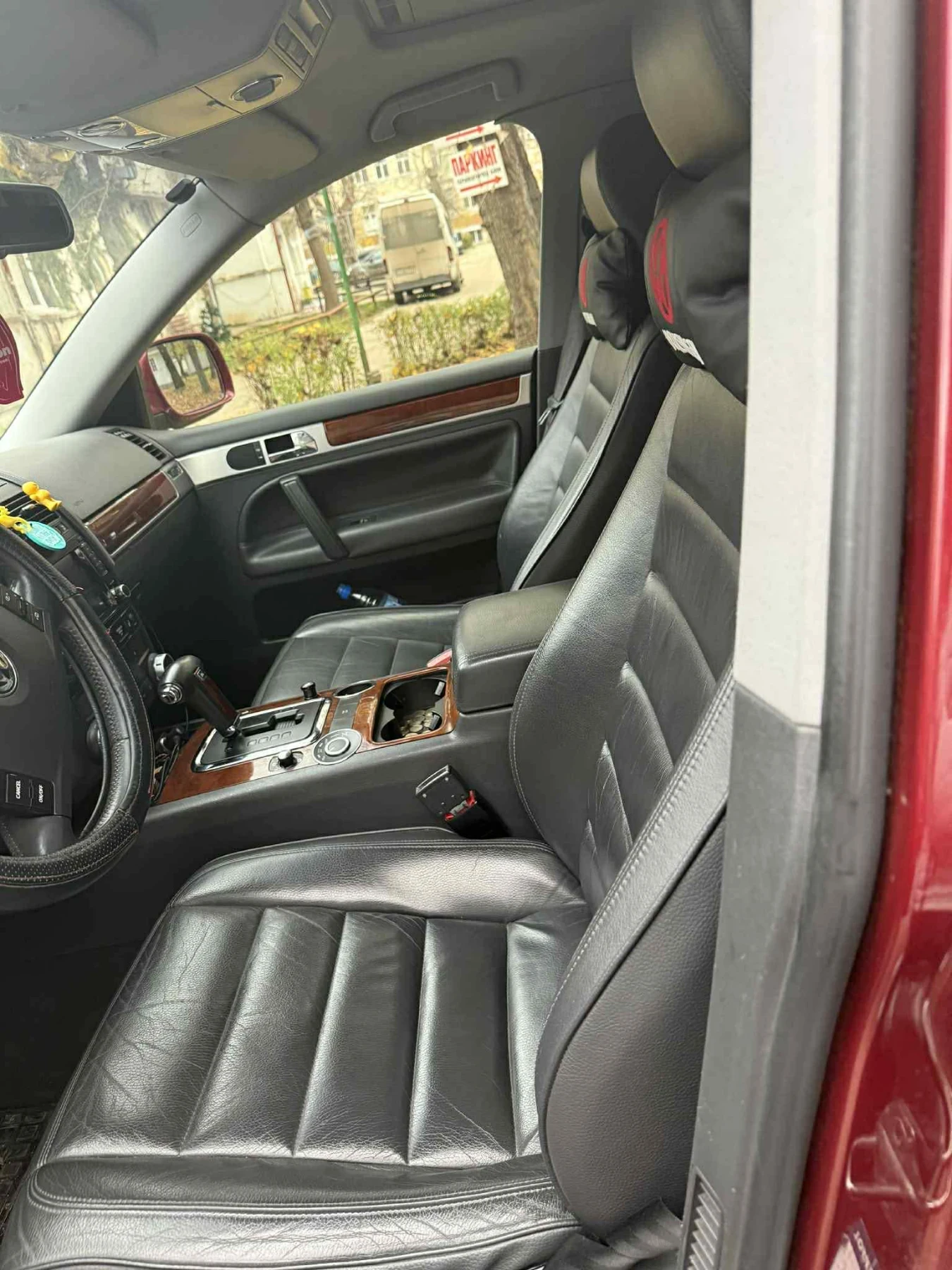 VW Touareg, снимка 3 - Автомобили и джипове - 54305610