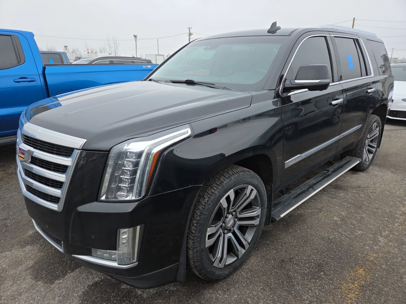 Cadillac Escalade PREMIUM * * CARFAX * * АВТО КРЕДИТ * * 