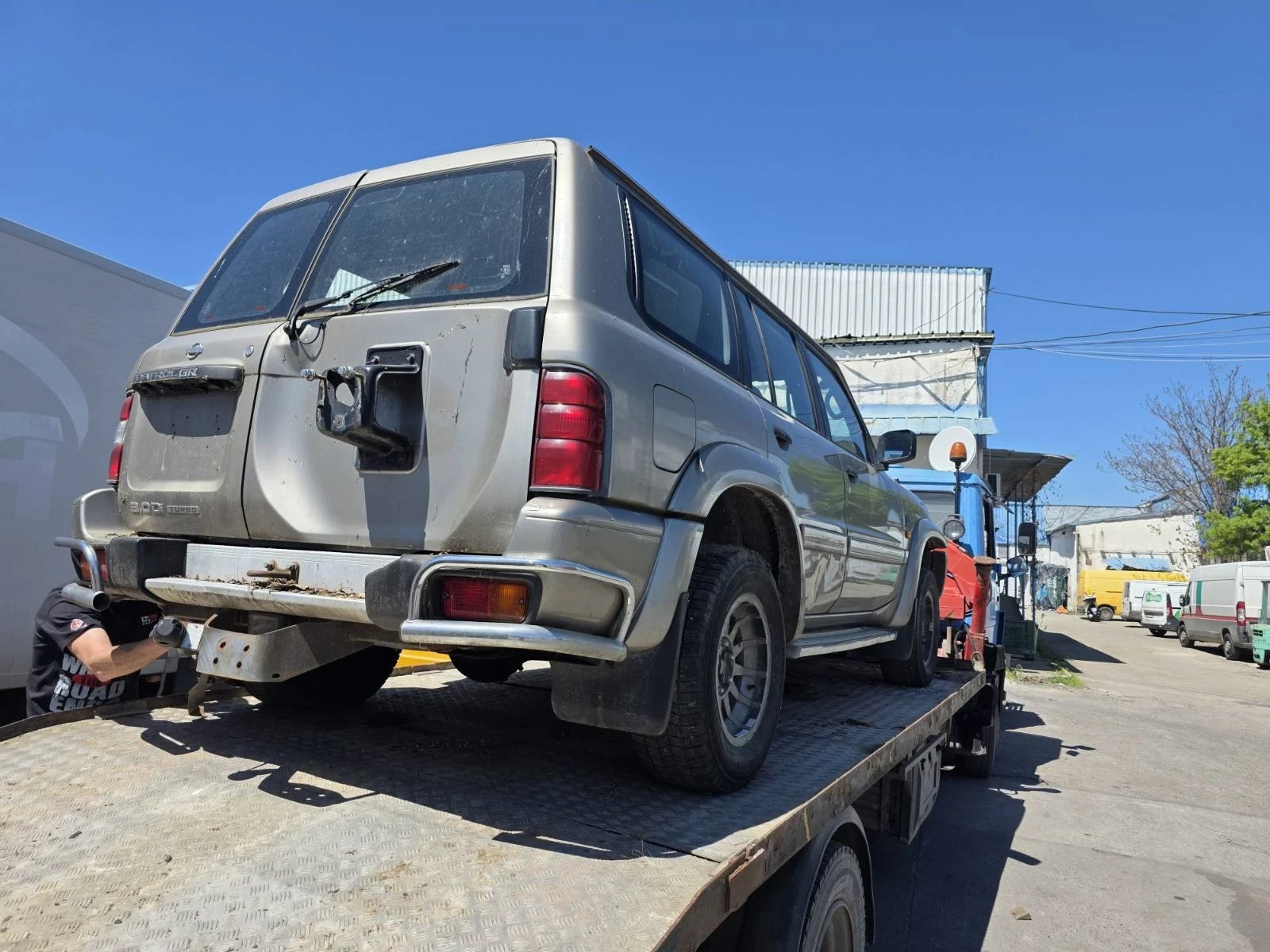 Nissan Patrol Nissan Patrol Y61, снимка 6 - Автомобили и джипове - 54654681