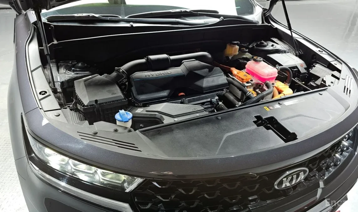 Kia Sorento 1.6 HYBRID / GRAVITY / 360 КАМЕРИ / ОБДУХ / , снимка 5 - Автомобили и джипове - 54719996