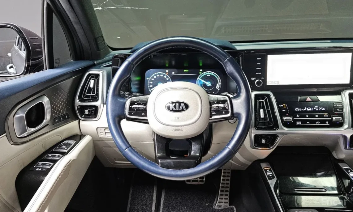 Kia Sorento 1.6 HYBRID / GRAVITY / 360 КАМЕРИ / ОБДУХ / , снимка 8 - Автомобили и джипове - 54719996