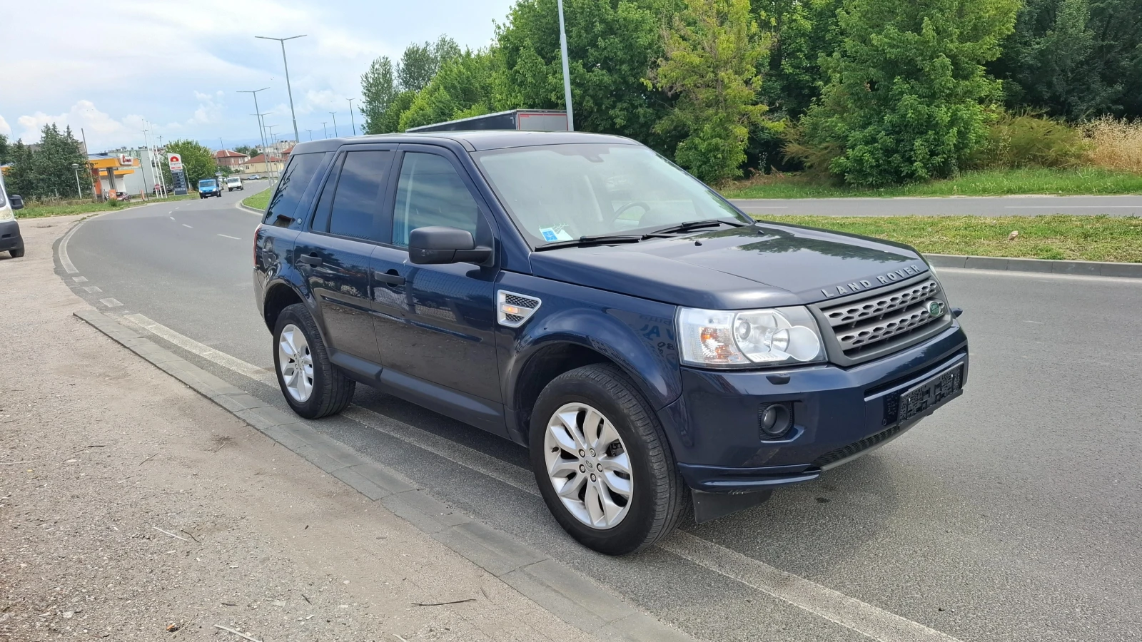 Land Rover Freelander 2.2TD4/КОЖА, ФЕЙСЛИФТ , снимка 2 - Автомобили и джипове - 54890858