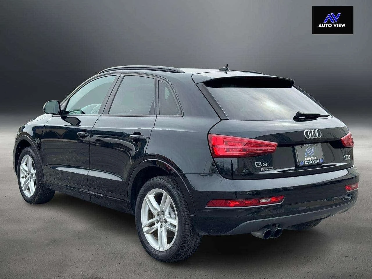 Audi Q3 * Quattro Komfort * * ALL WHEEL DRIVE* * * CARFAX , снимка 7 - Автомобили и джипове - 54916132