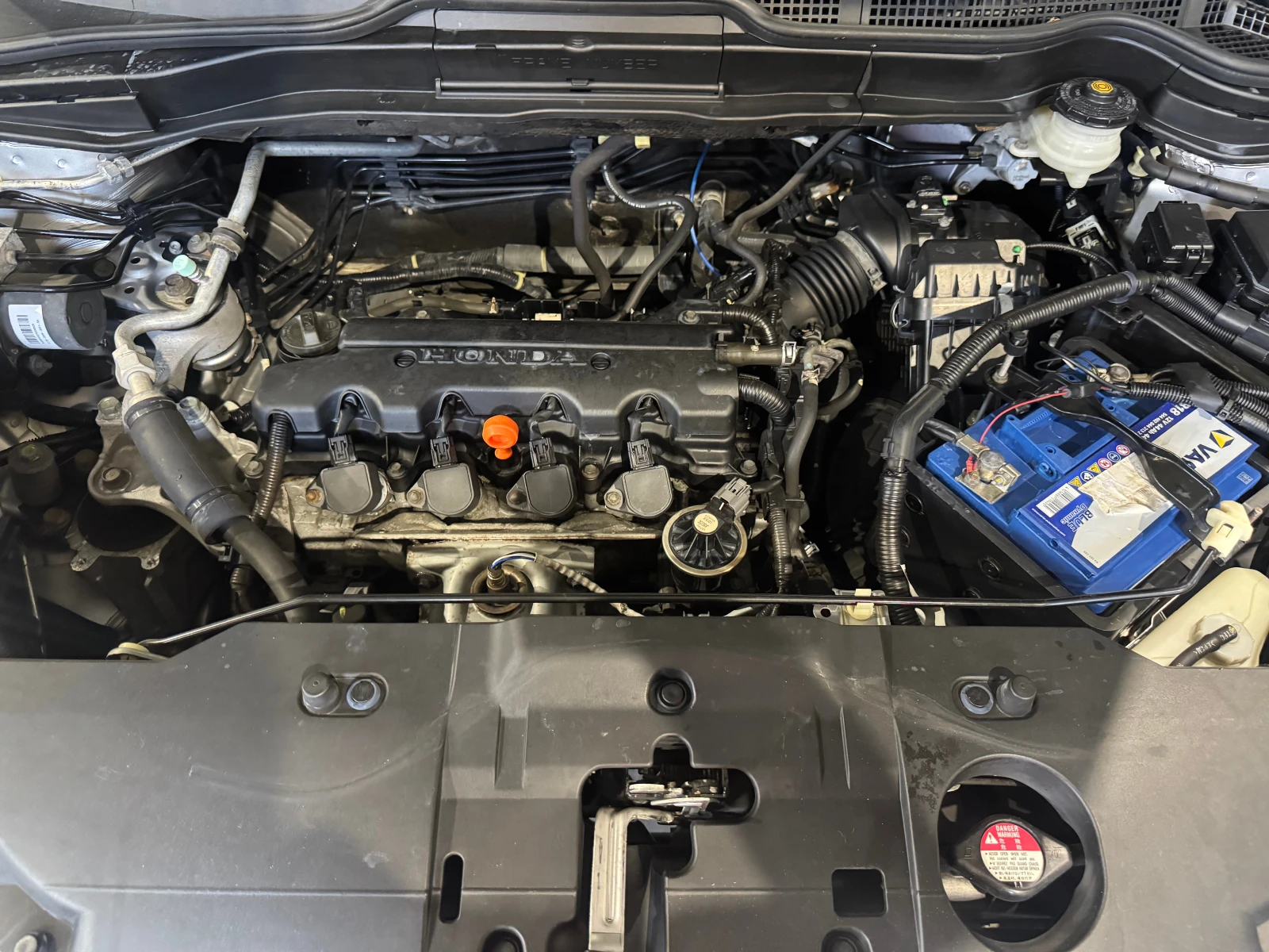 Honda Cr-v 2.0 i, снимка 14 - Автомобили и джипове - 55059398