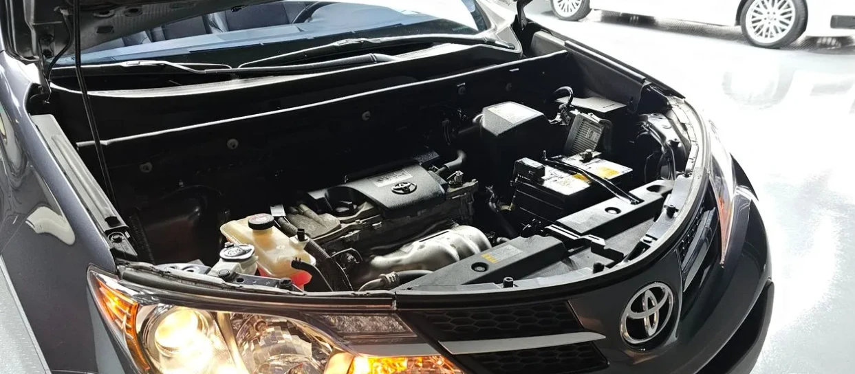 Toyota Rav4 2.5 Бензин 4х4, снимка 14 - Автомобили и джипове - 55279565