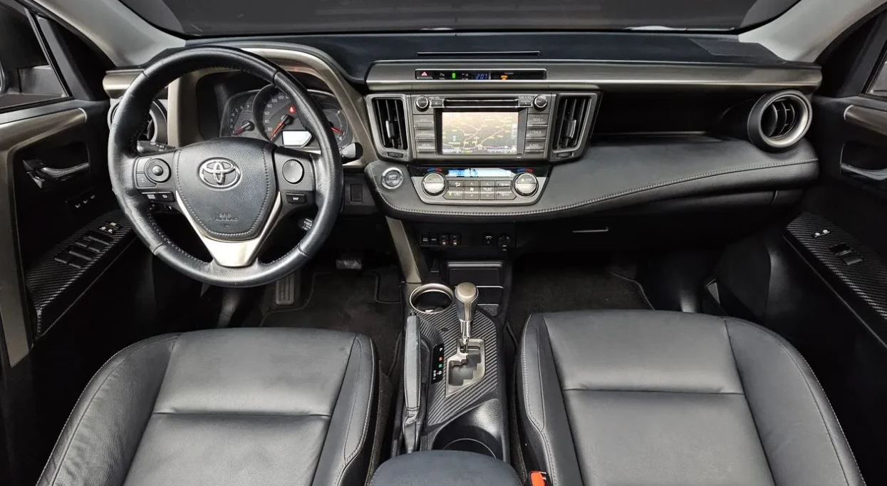 Toyota Rav4 2.5 Бензин 4х4, снимка 3 - Автомобили и джипове - 55279565