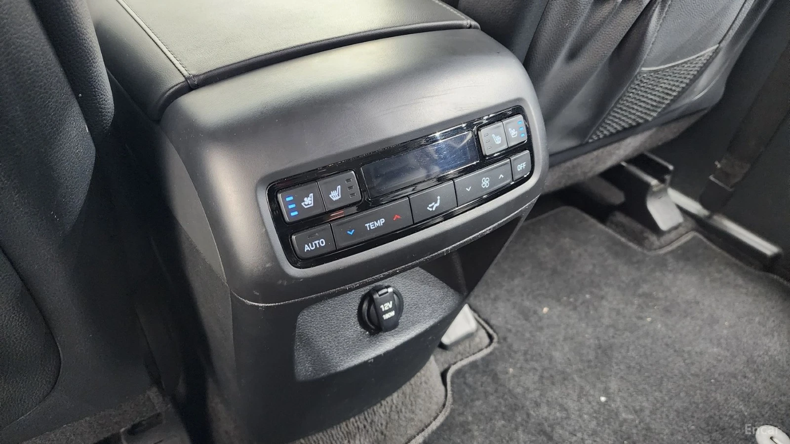 Hyundai Palisade * ПАНО* KEYLESS* Camera* ПОДГРЕВ* LED* , снимка 16 - Автомобили и джипове - 55624223
