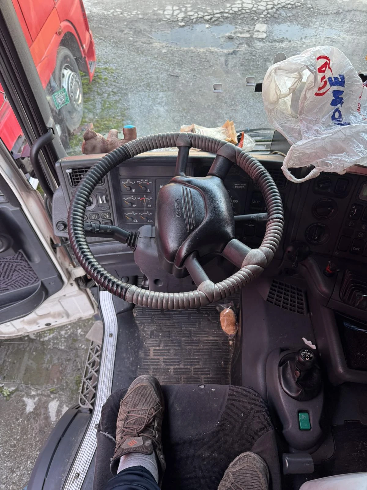 Scania 124, снимка 3 - Камиони - 53872745