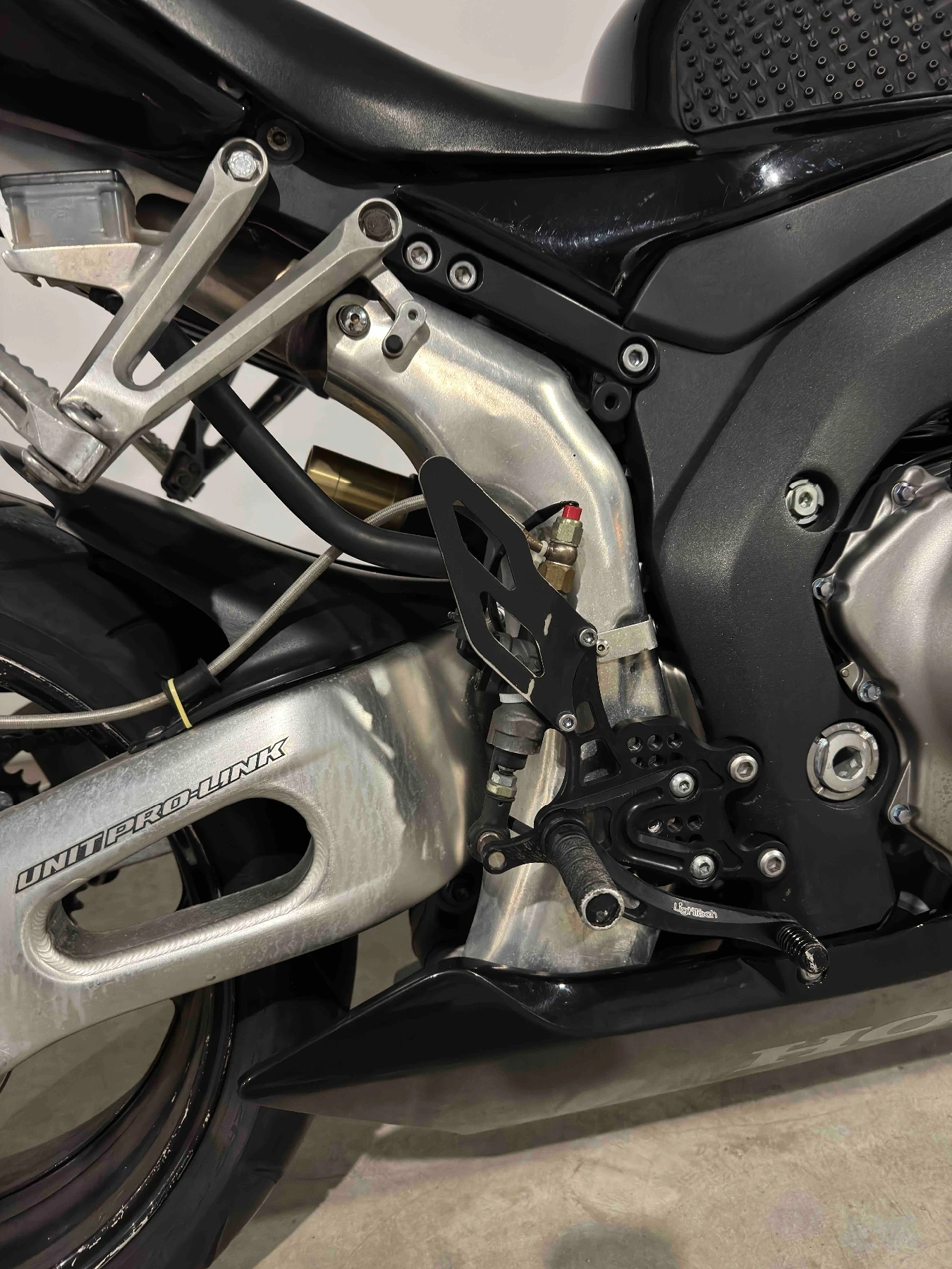 Honda Cbr 1000RR - изображение 2