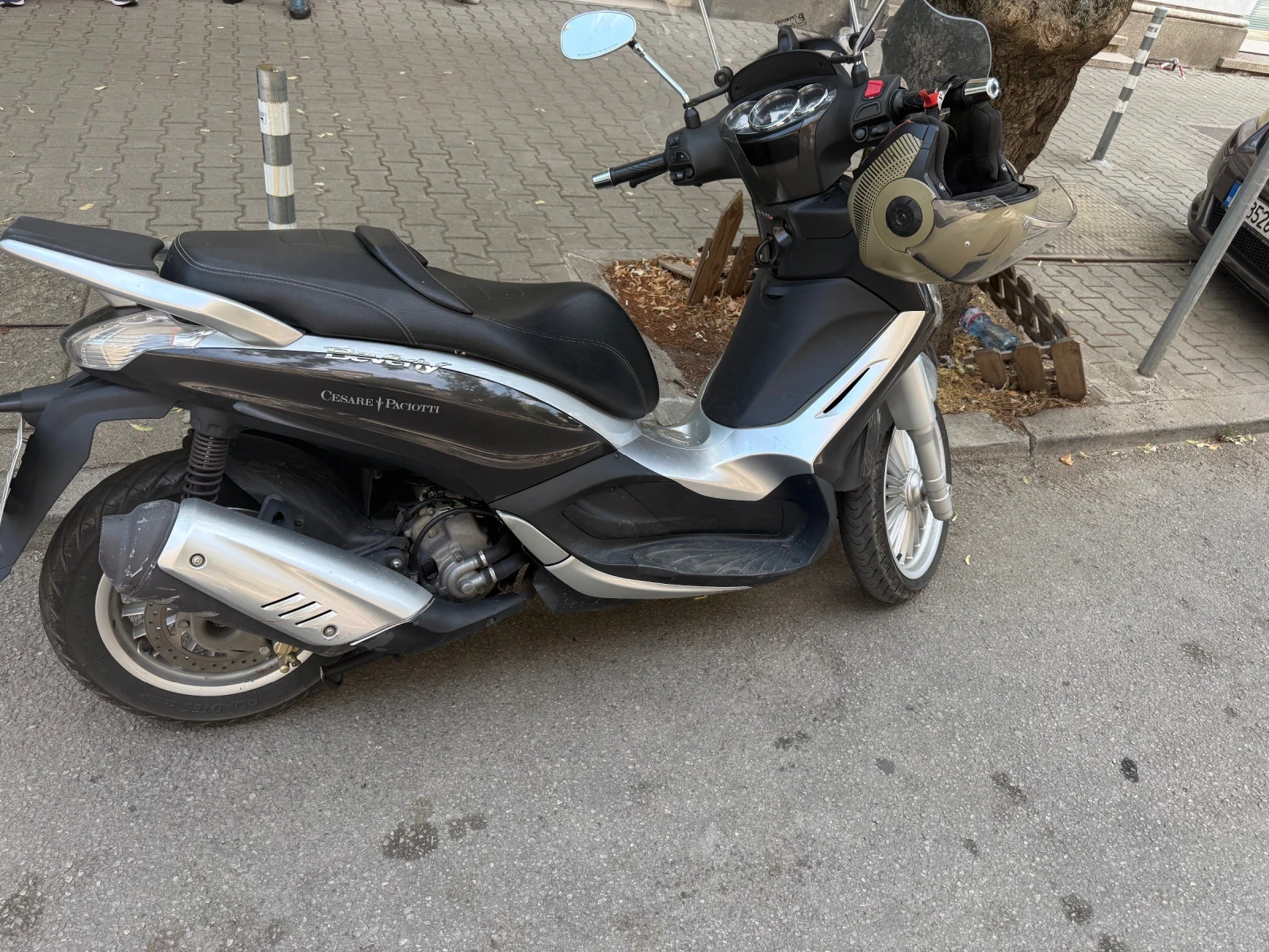 Piaggio Beverly 300ie, снимка 5 - Мотоциклети и мототехника - 55310485