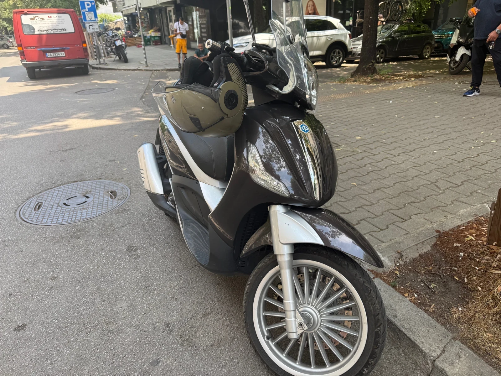 Piaggio Beverly 300ie, снимка 3 - Мотоциклети и мототехника - 55310485