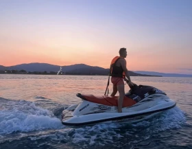 Джет Yamaha XL700, снимка 2