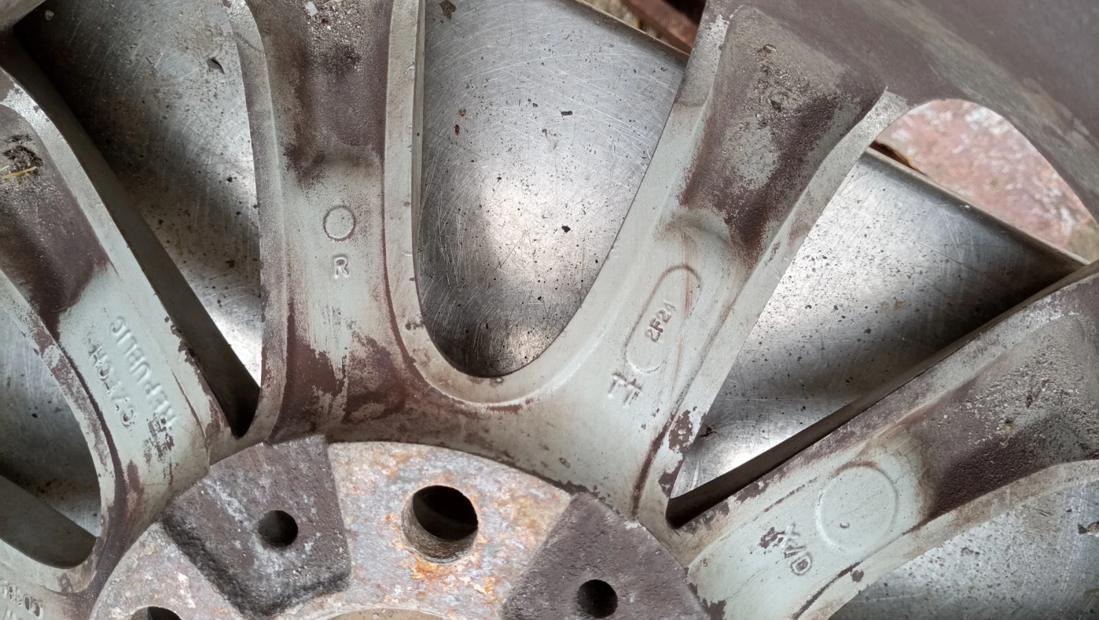    225/55R17  BMW 520 | Mobile.bg   13