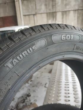 Гуми Зимни 155/65R14, снимка 4 - Гуми и джанти - 53434170