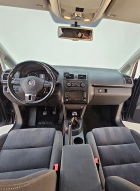 VW Touran 2.0TDI Highline, снимка 14
