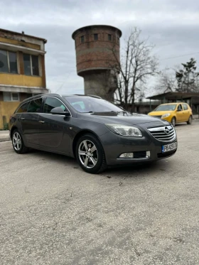 Opel Insignia 2.0 160 кс 2010 г , снимка 1